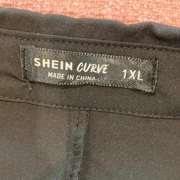 Beautiful Black Long Sleeve shirt Dress - Picture 2 of 16